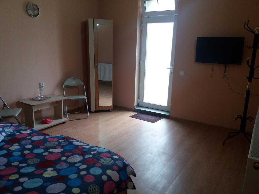 Casa Ariana Hotell Curtea de Argeş Eksteriør bilde