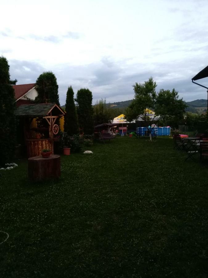 Casa Ariana Hotell Curtea de Argeş Eksteriør bilde